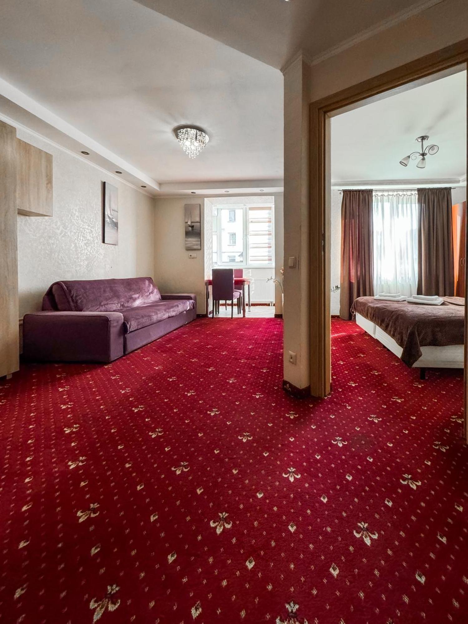 Apartments Deluxe Ivano-Frankivsk Extérieur photo
