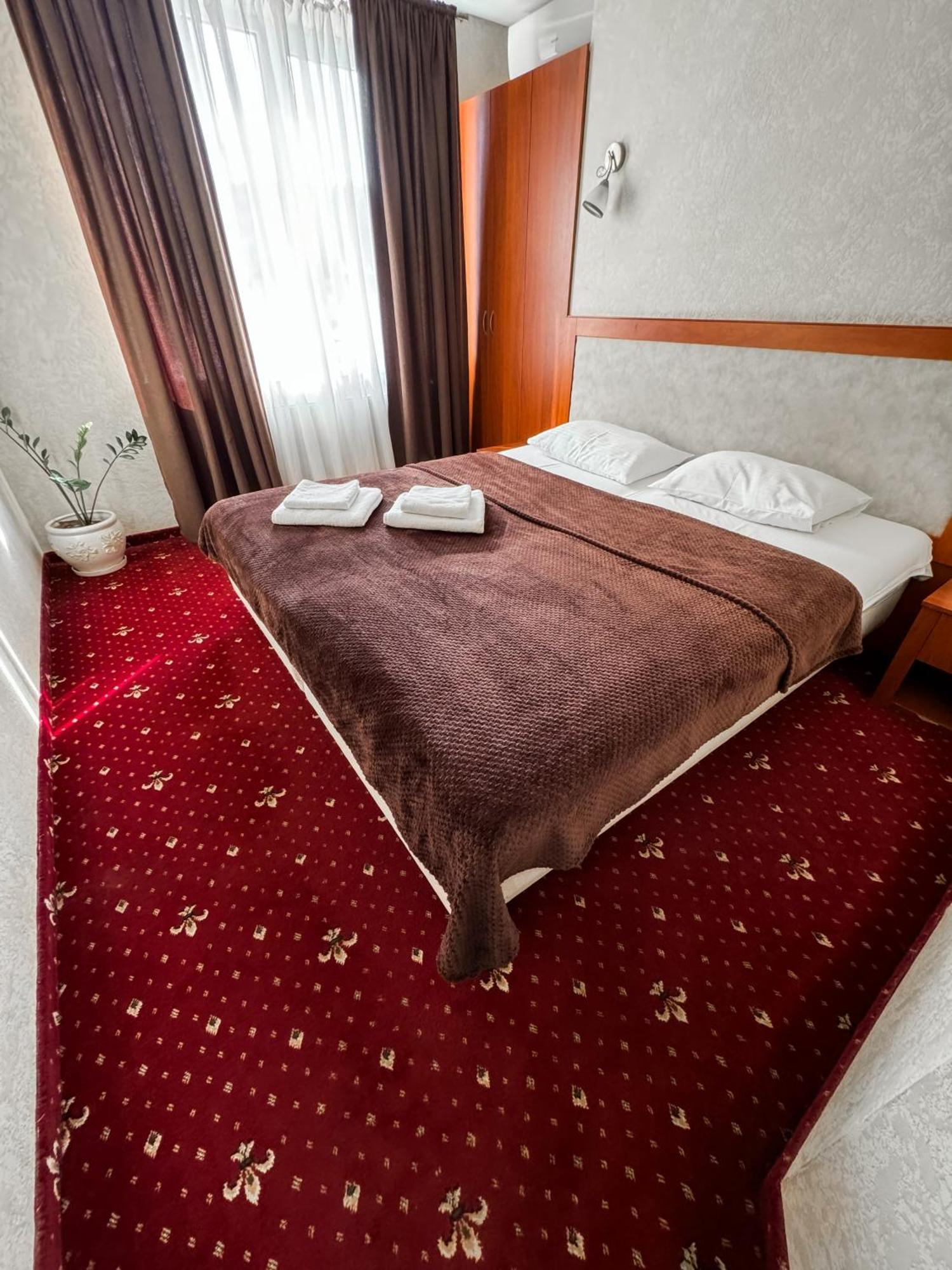 Apartments Deluxe Ivano-Frankivsk Extérieur photo