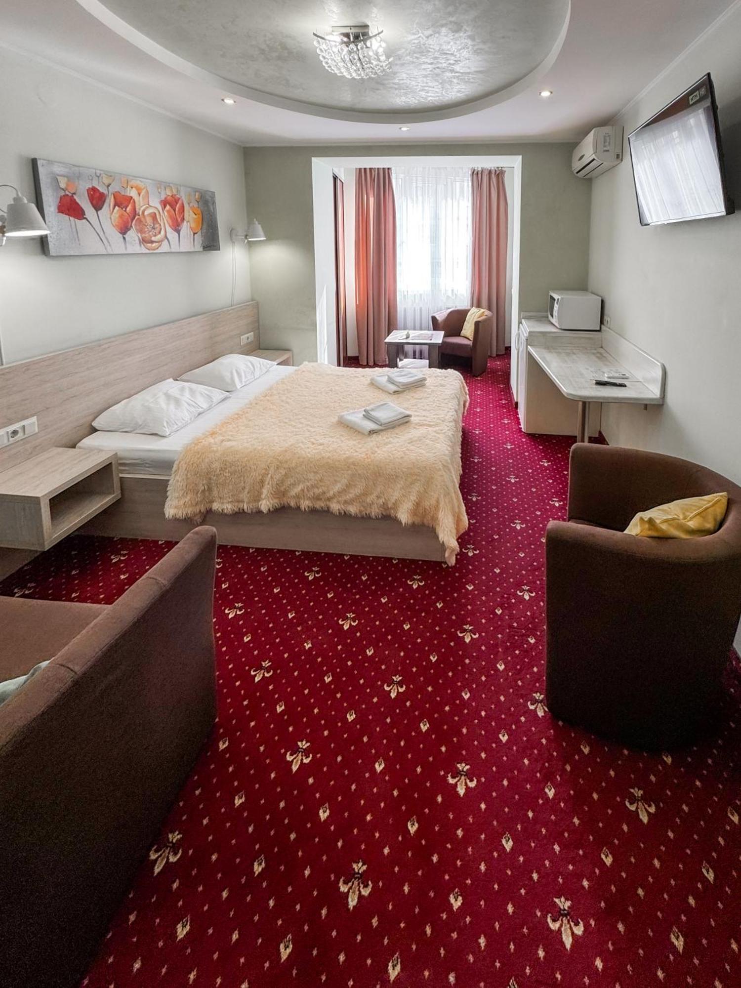 Apartments Deluxe Ivano-Frankivsk Extérieur photo