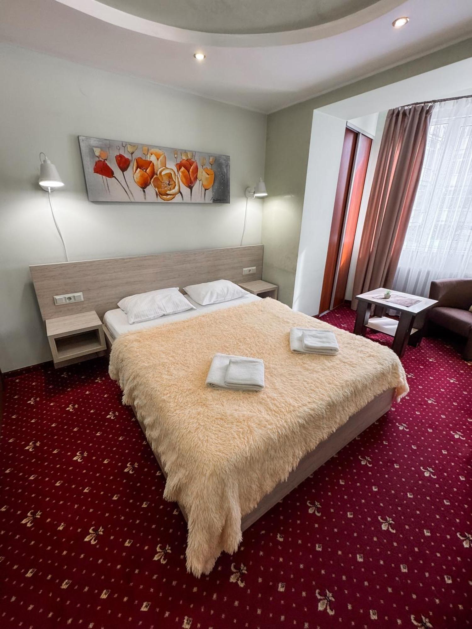 Apartments Deluxe Ivano-Frankivsk Extérieur photo
