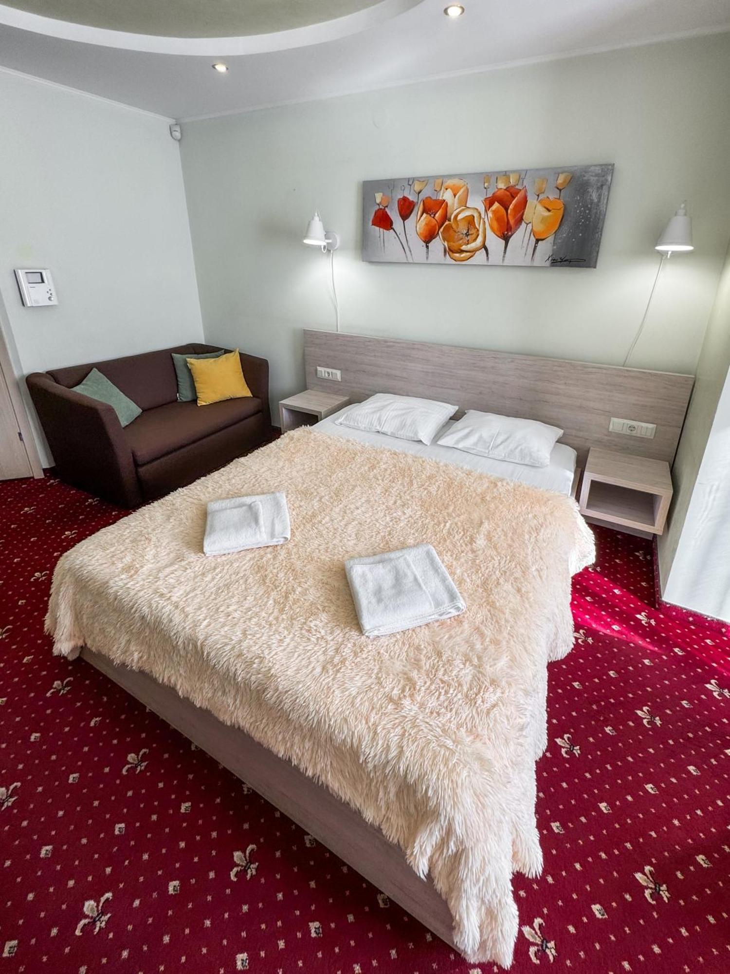 Apartments Deluxe Ivano-Frankivsk Extérieur photo
