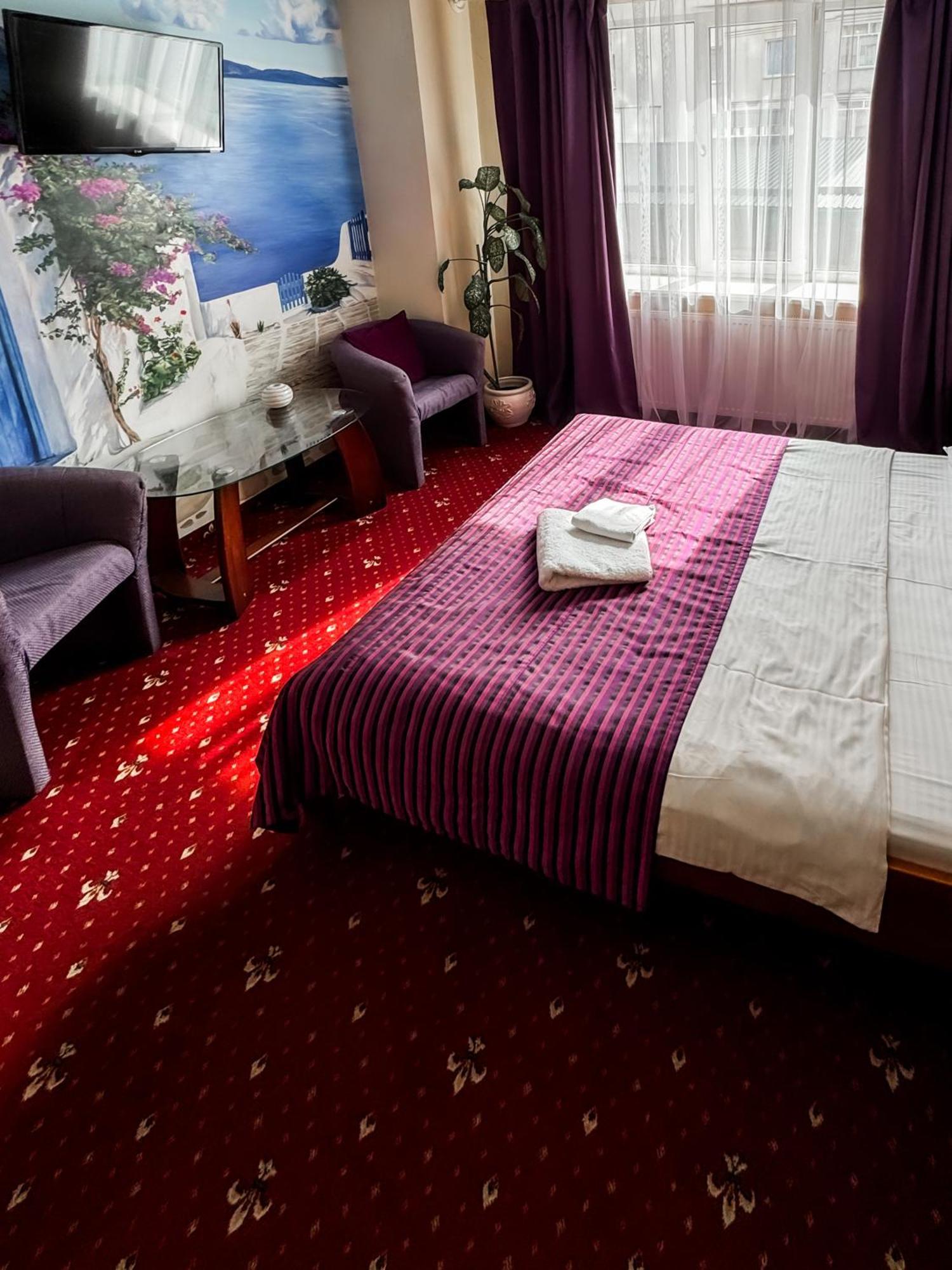 Apartments Deluxe Ivano-Frankivsk Extérieur photo