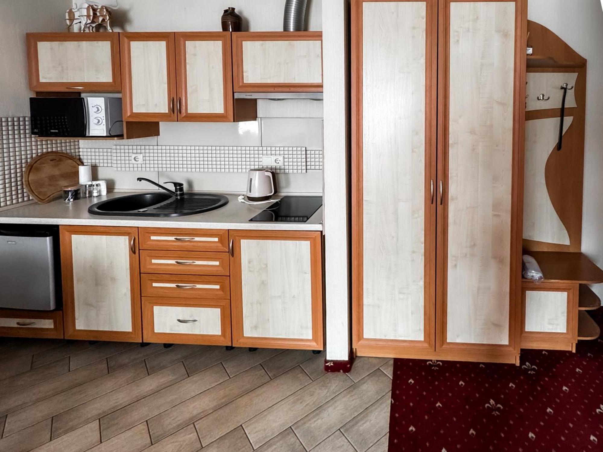 Apartments Deluxe Ivano-Frankivsk Extérieur photo